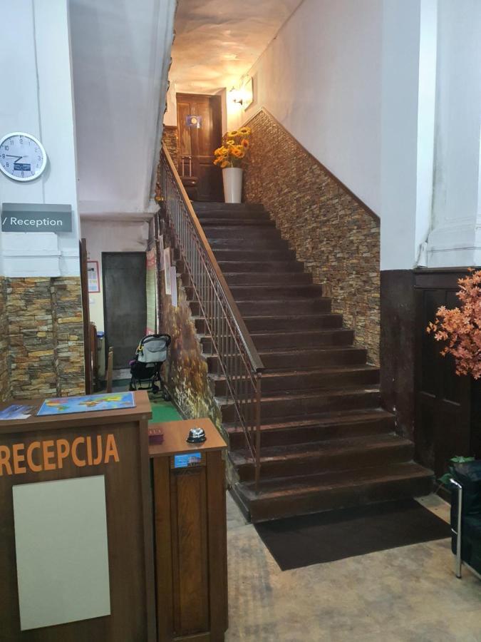 Prenociste Nikolas Grand Semendria Exterior foto