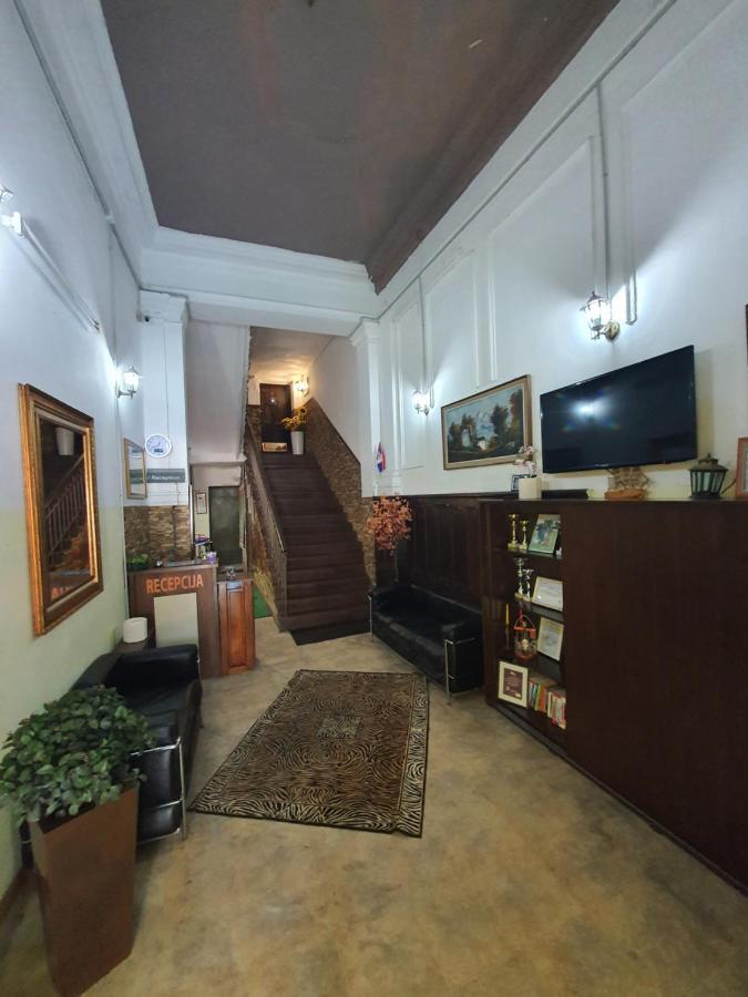 Prenociste Nikolas Grand Semendria Exterior foto